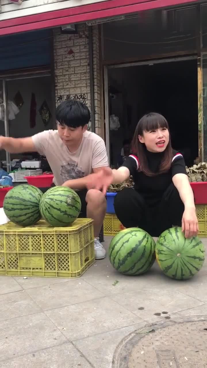 长春男网红吃瓜事件,真相揭秘引网友热议