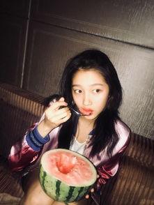 911红领巾吃瓜网嘉玲,揭秘娱乐圈背后的惊人真相