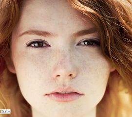 国外喷纹身师一脸吃瓜网,一脸吃瓜表情背后的艺术世界