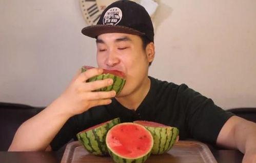 网红都在吃瓜,揭秘“吃瓜”背后的网络现象